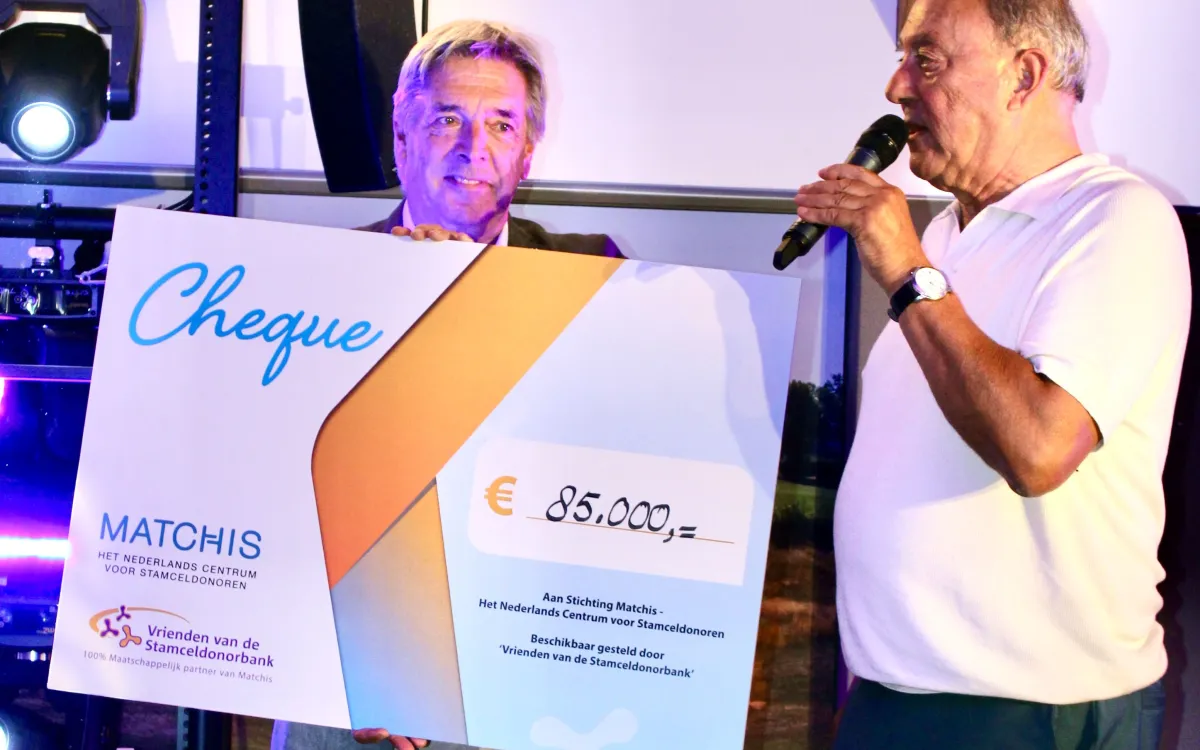 Cheque vrienden van de stamceldonorbank